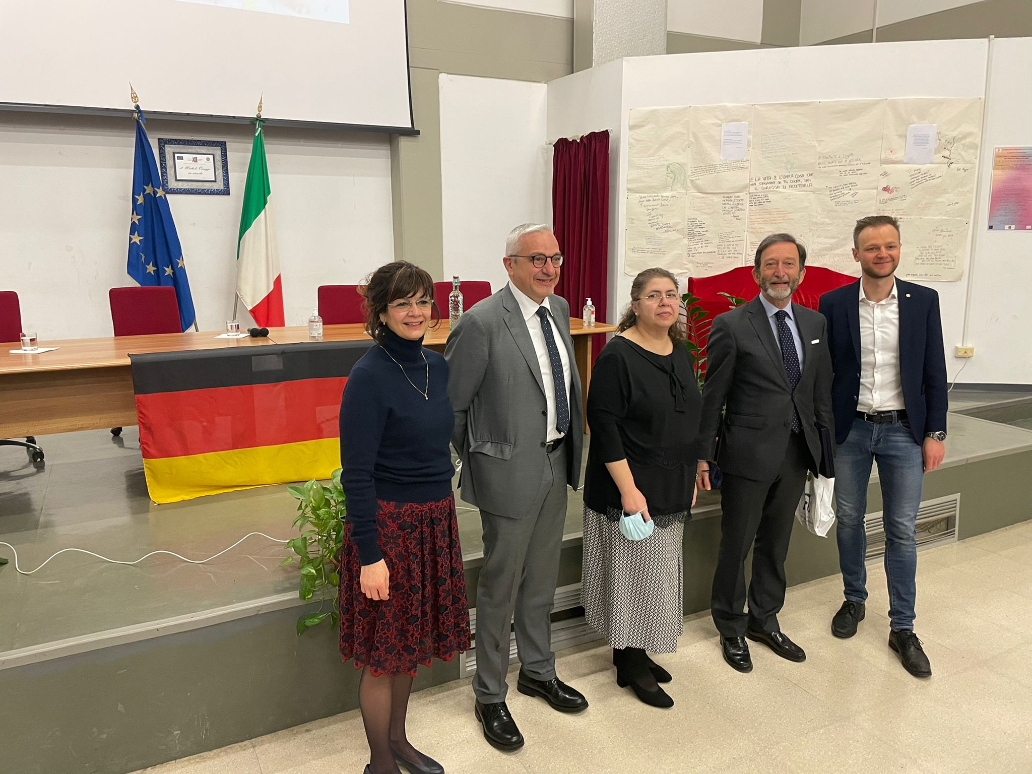 Deutscher Botschafter besucht Sokrates-Sekundarschule in Bari
